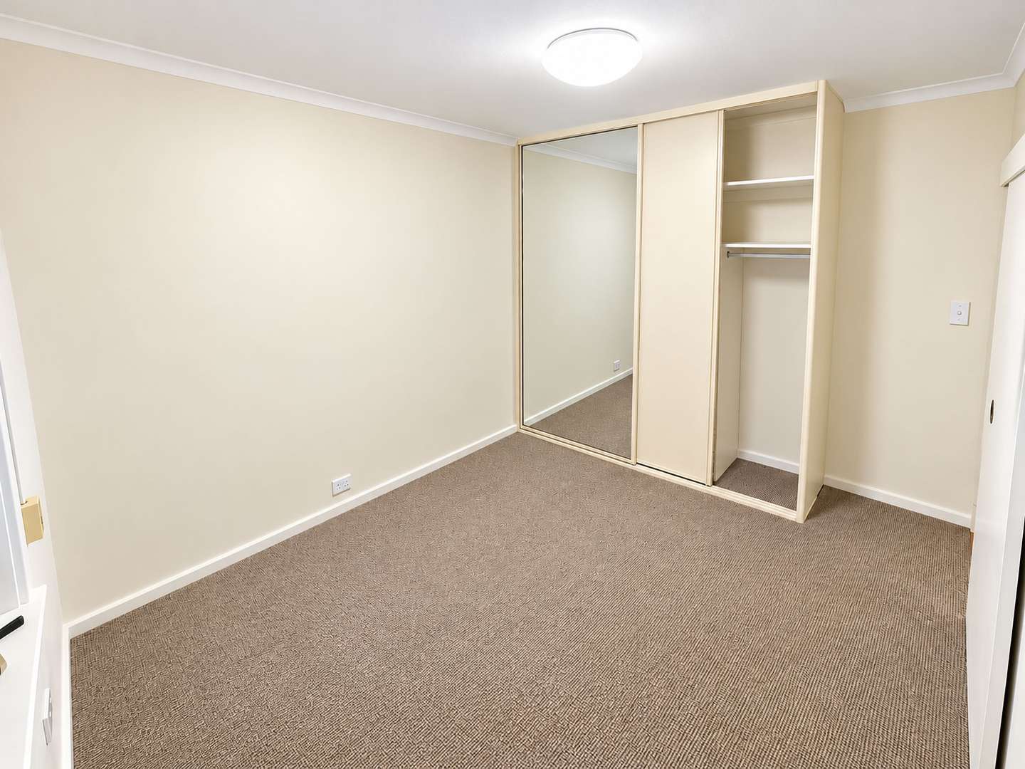 Convenient living in Croydon - over 55s