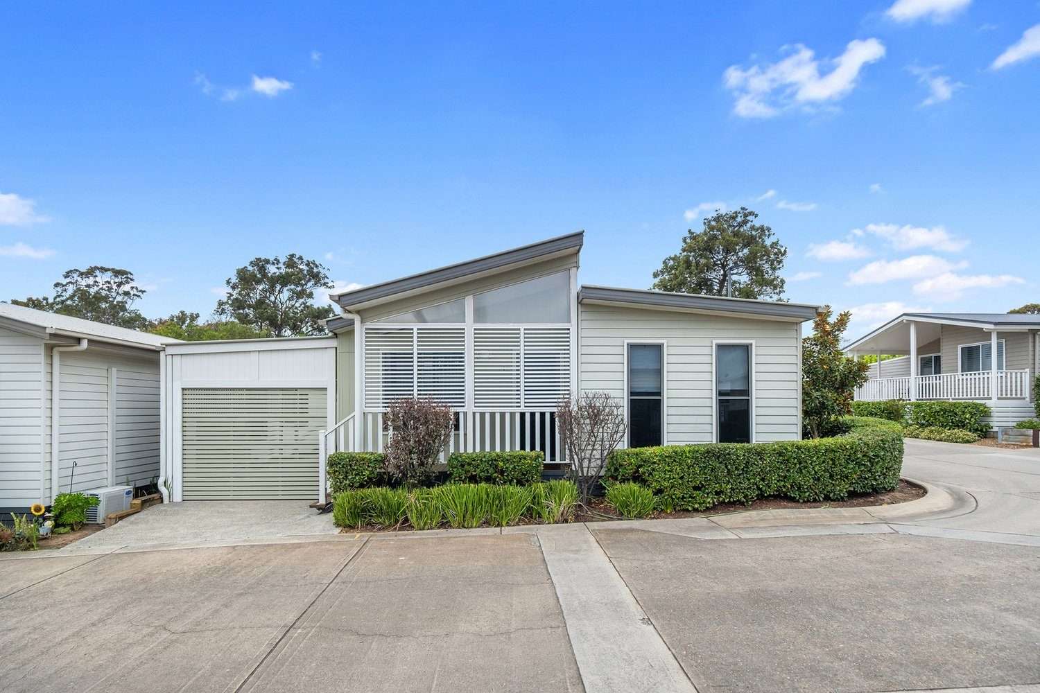 Bright & Spacious Living!
