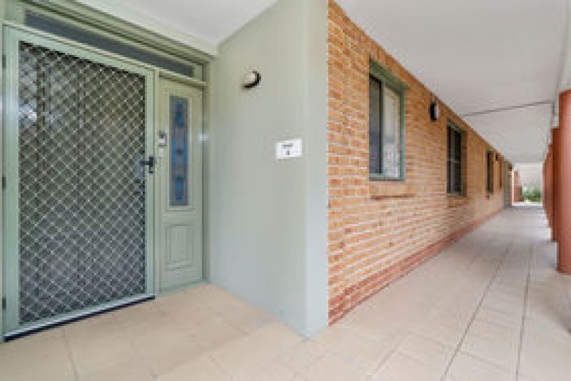 Spacious two bedroom unit in convenient location