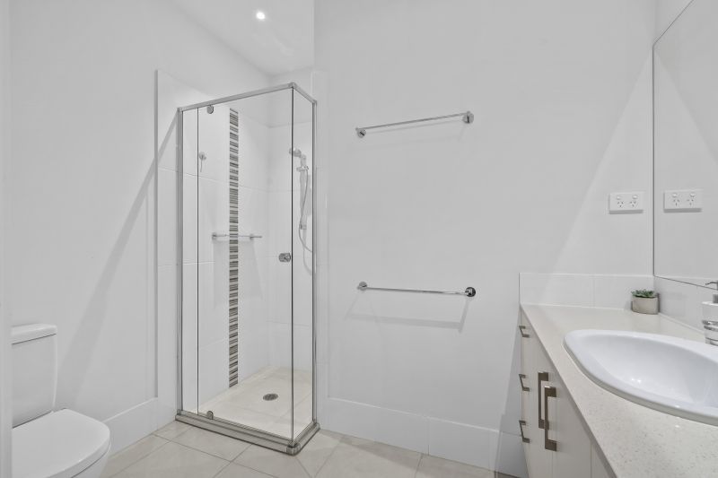 Stylish, Peaceful Living – Modern Inclusions