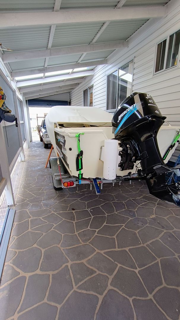 Faringdon Village NOTHING TO DO MOVE RIGHT IN - SPACIOUS & ROOMY 