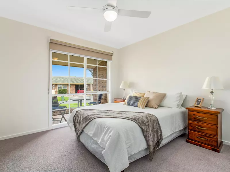 Fully Refurbished and Lovely Garden Outlook