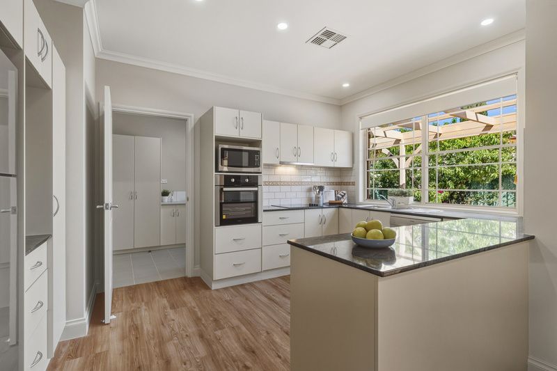 Sunlit Villa with Lush Gardens and Entertainer’s Delight