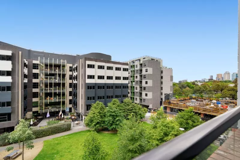 "Available Now" - Sunrise Serenity in the Heart of Carlton