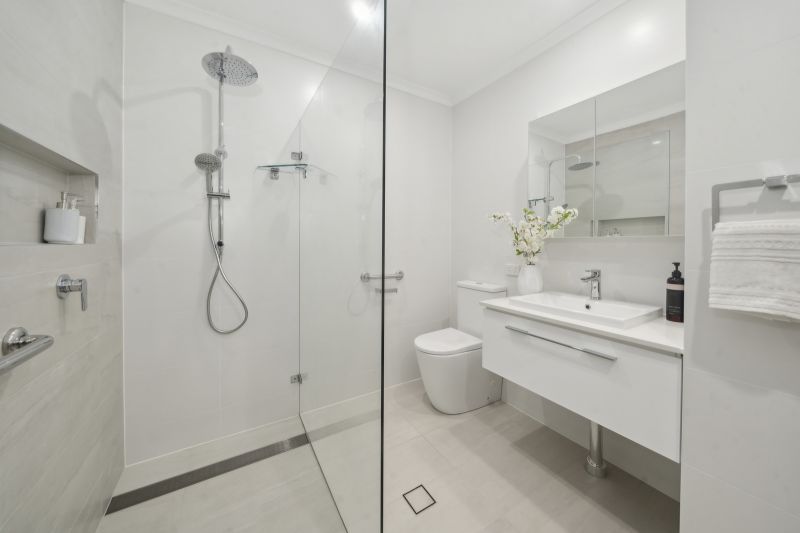 Light and bright two-bedroom residence