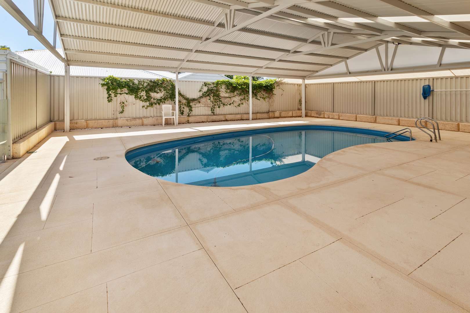 UNDER OFFER - Very Homely and Inviting Villa