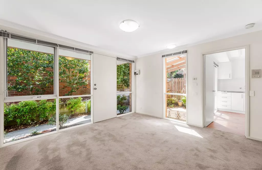 Maranoa Close Retirement Village, $349,000 Strata Title unit. 