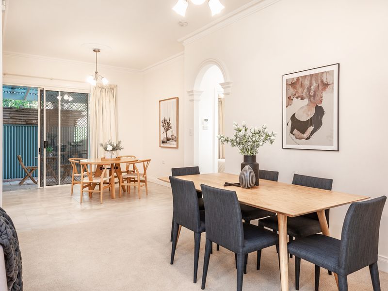 Live in style and prestige by the sea!