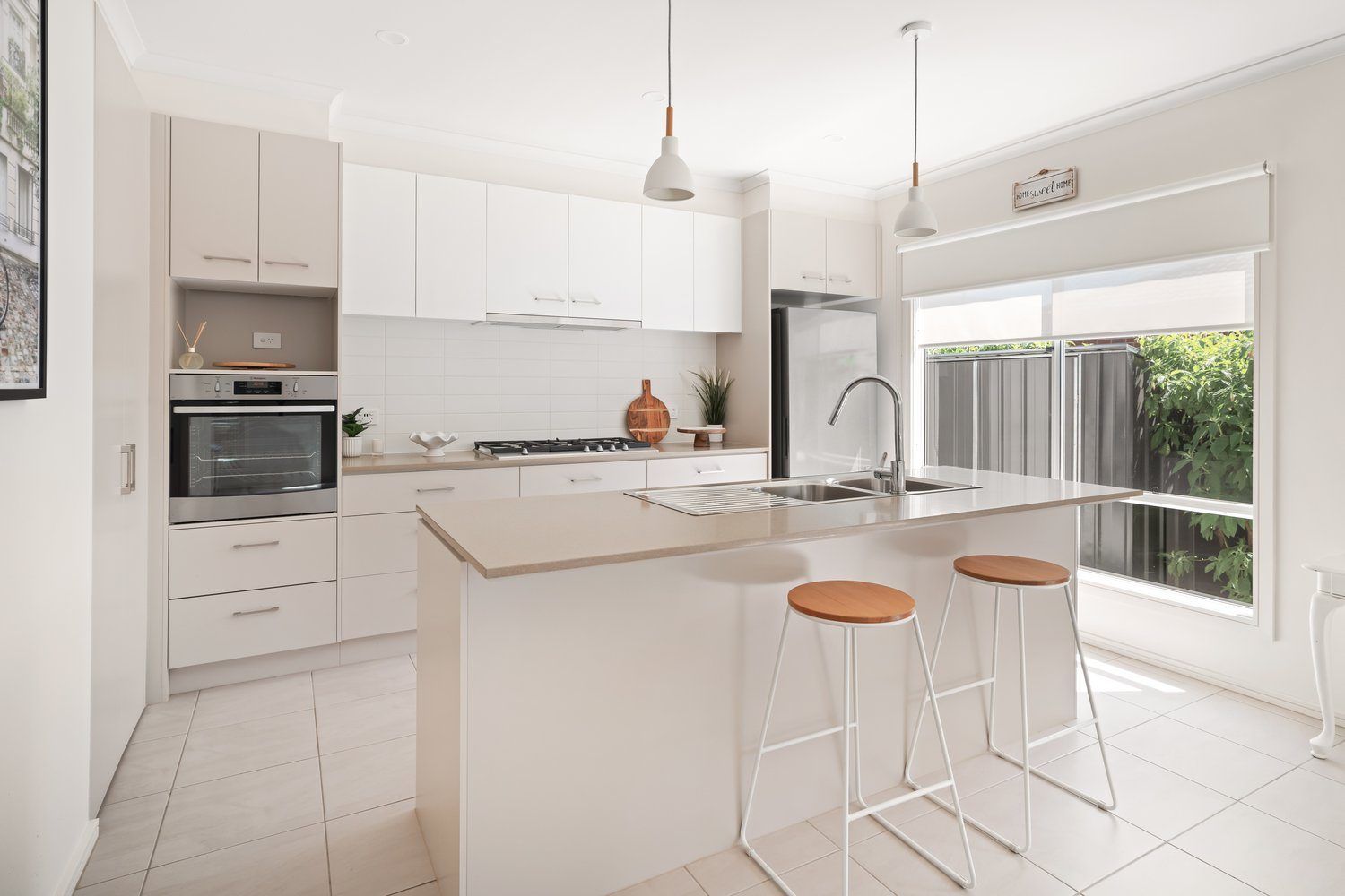 Lifestyle Communities Berwick Waters - Charming Living with Space to Relax and Entertain in this Beautiful home