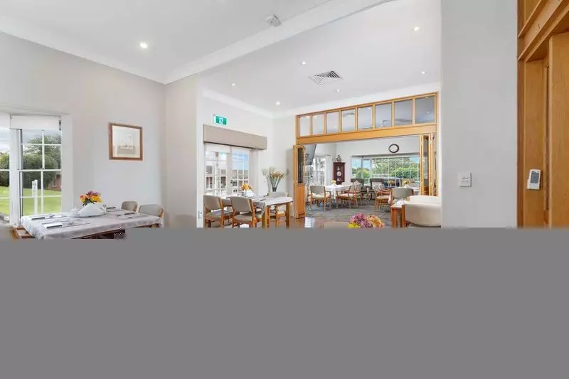 Beautiful Renovated Studio Serviced Apartment for those requiring assisted independent living -DEPOST TAKEN