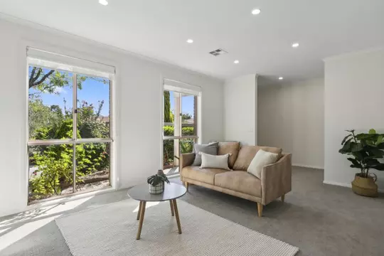 Elegant 3 Bedroom villa with beautiful window outlook