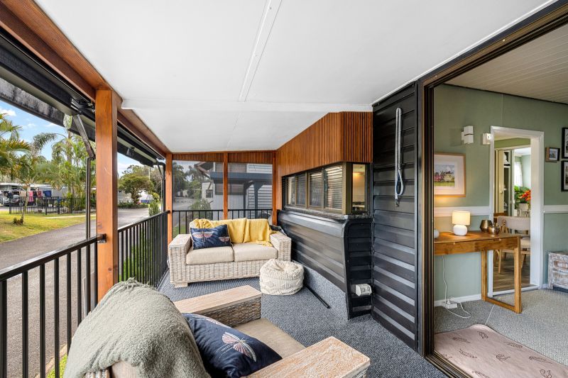 Stunning, Private Haven - Beautifully Renovated Interior