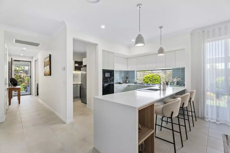 Site 483 - Established Special HIP