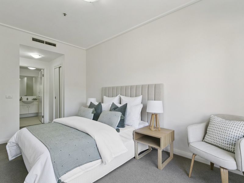 North-Facing, Refreshed Apartment with Balcony