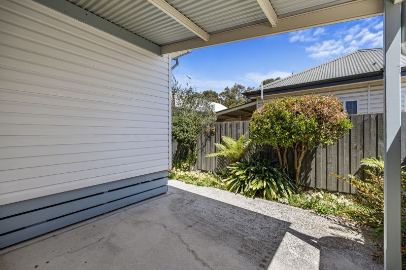 Bright and Spacious Home with Landscaped Gardens