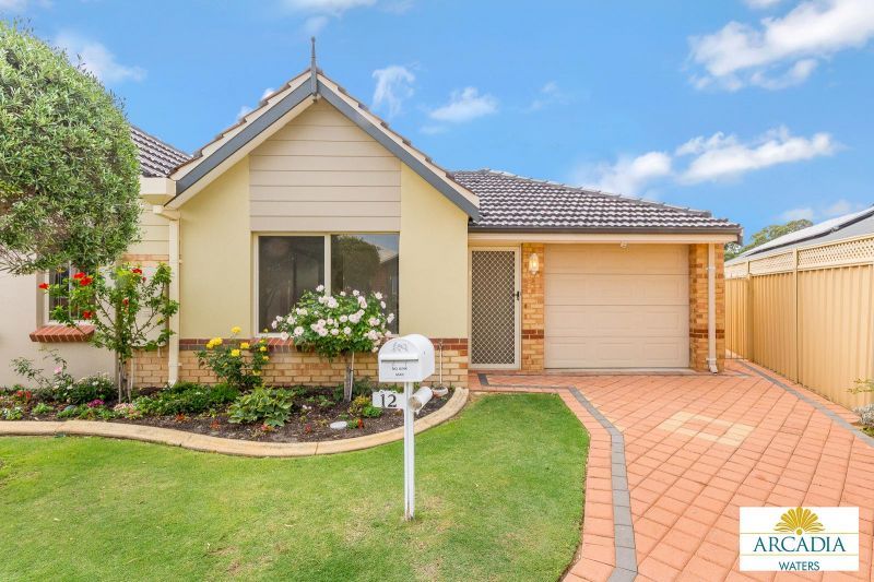 ARCADIA WATERS MANDURAH - ENJOY RETIREMENT WITH THIS 2 BED 2 BATH HOME