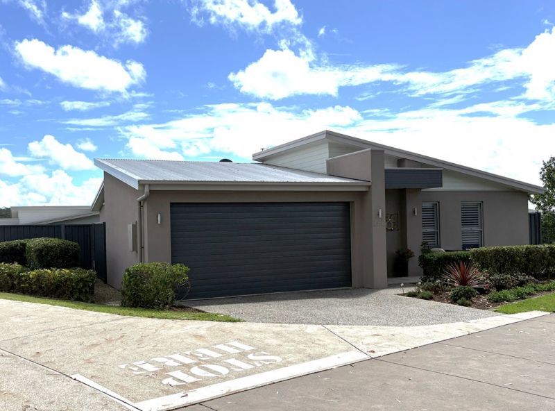 Modern, spacious and peacefully located