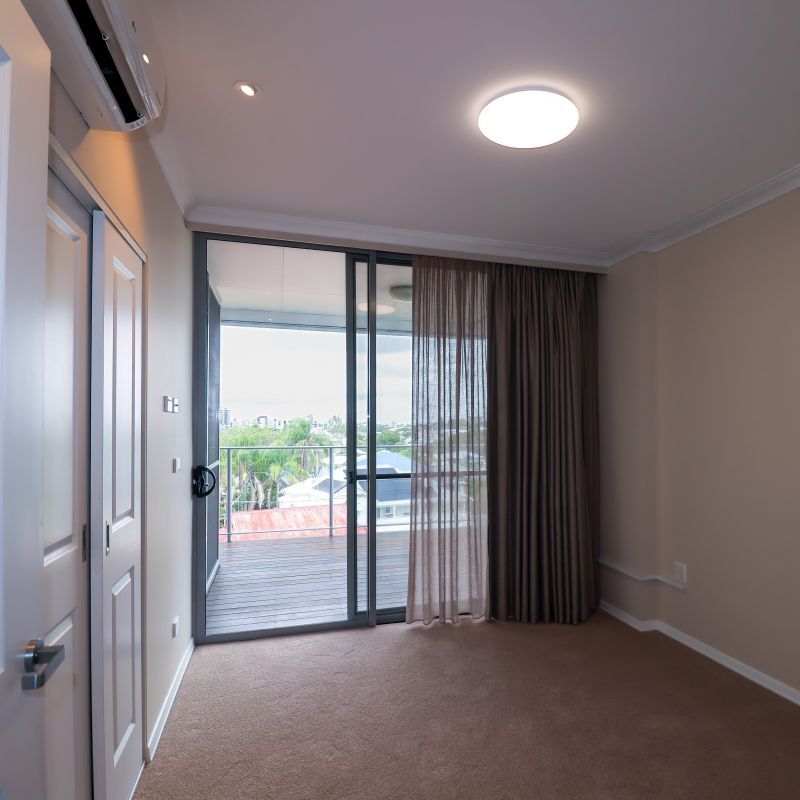 UNDER OFFER - Highly Sought-After Apartment with Ultimate City Views