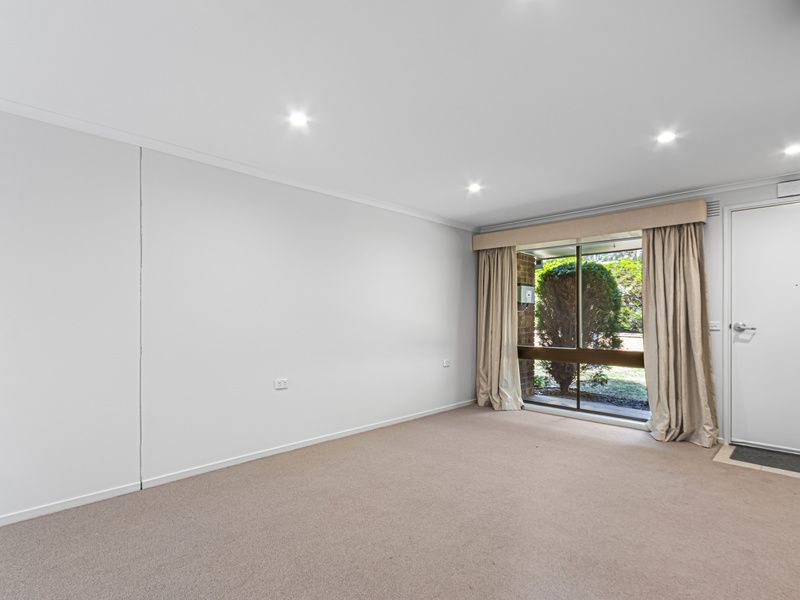 Stylish, Low-Maintenance Living with Private Courtyard