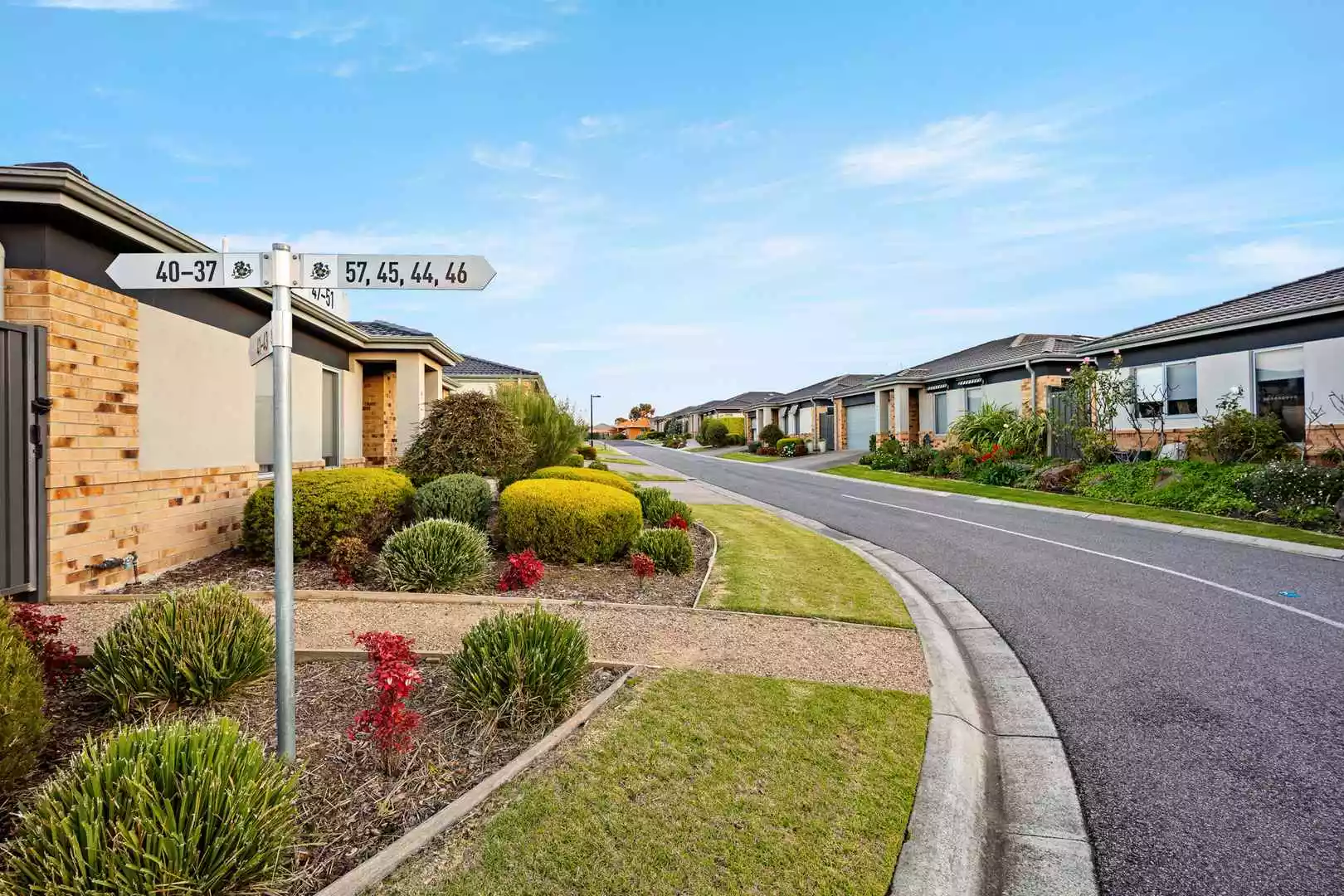 Affordable Spacious, 2 Bed, 2 Bath, and 2 Garage Villas!