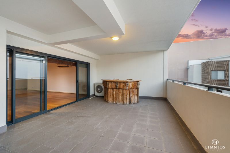 BIG On Space With MASSIVE Terrace!