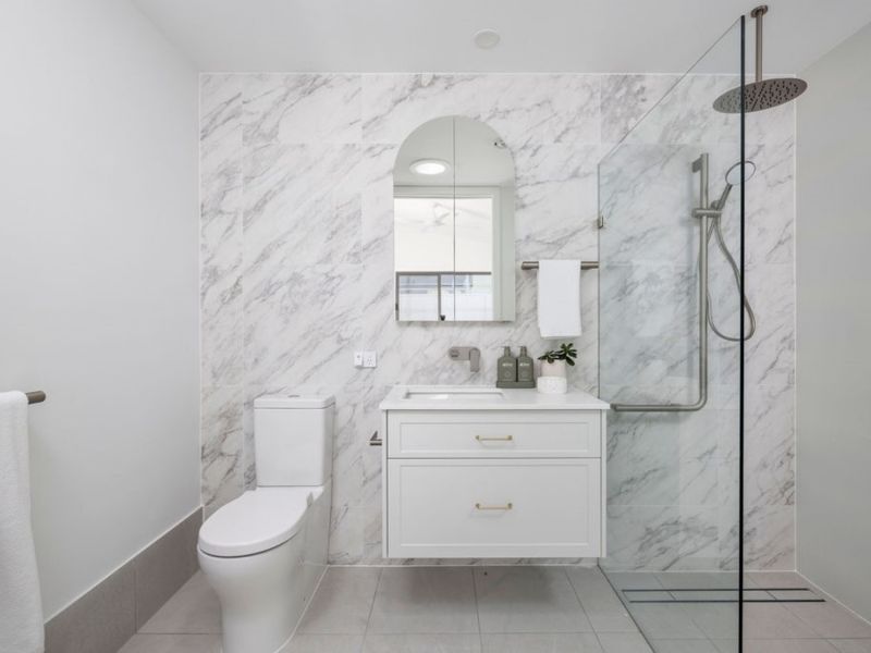 Stylish and spacious 2 bedroom home - perfect for right sizing