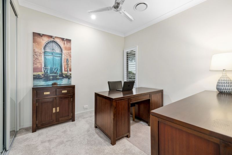 Exquisite Three-Bedroom Sanctuary - Quiet and Private Living