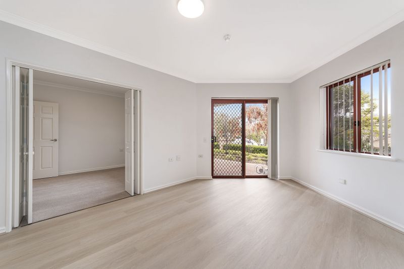 Beautiful Ground Floor Apartment Ready Now...