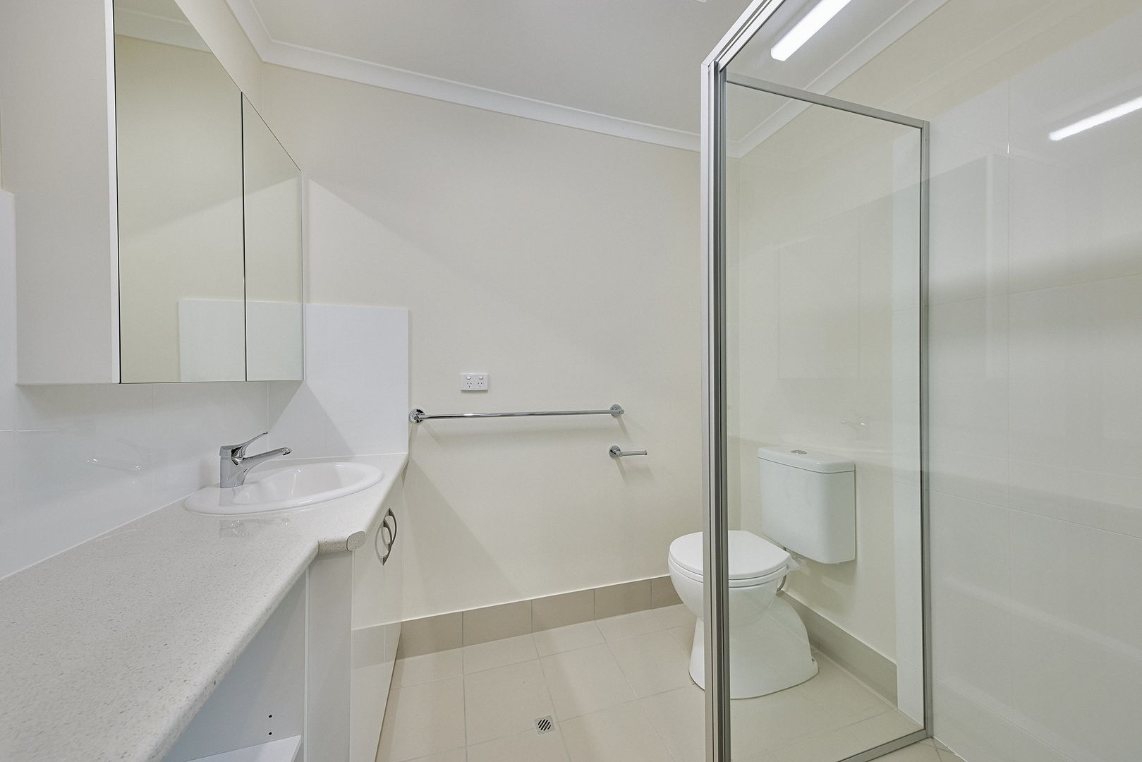 Fully Refurbished Spacious Studio - Fair Haven Retirement Village!