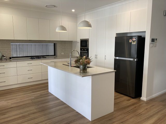 Ready to move and enjoy an enviable new Lifestyle