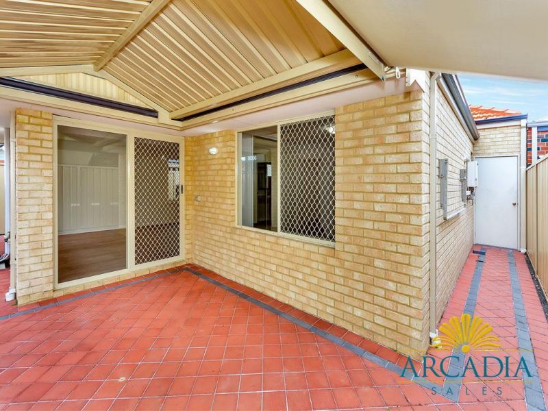ARCADIA WATERS MANDURAH - Light & Bright, Carol 02 Design