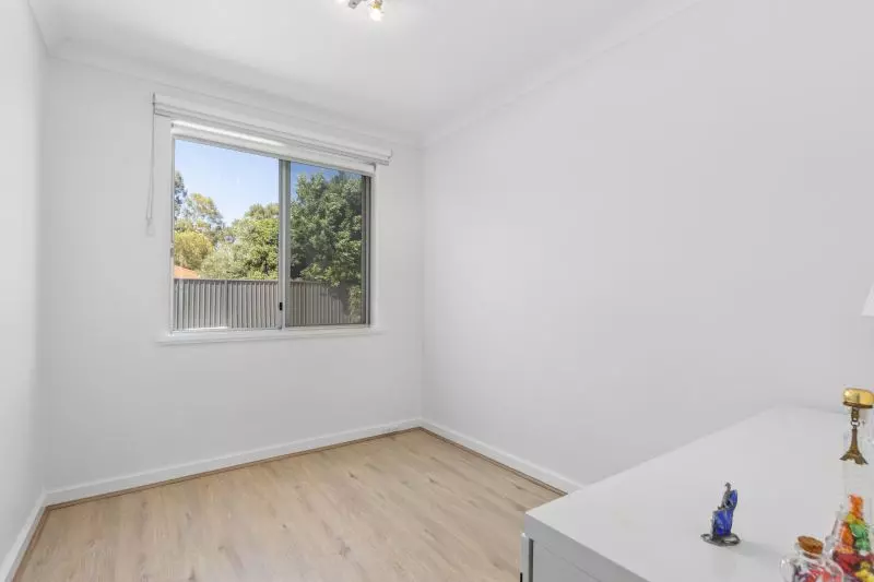 Charming Yokine Gem!