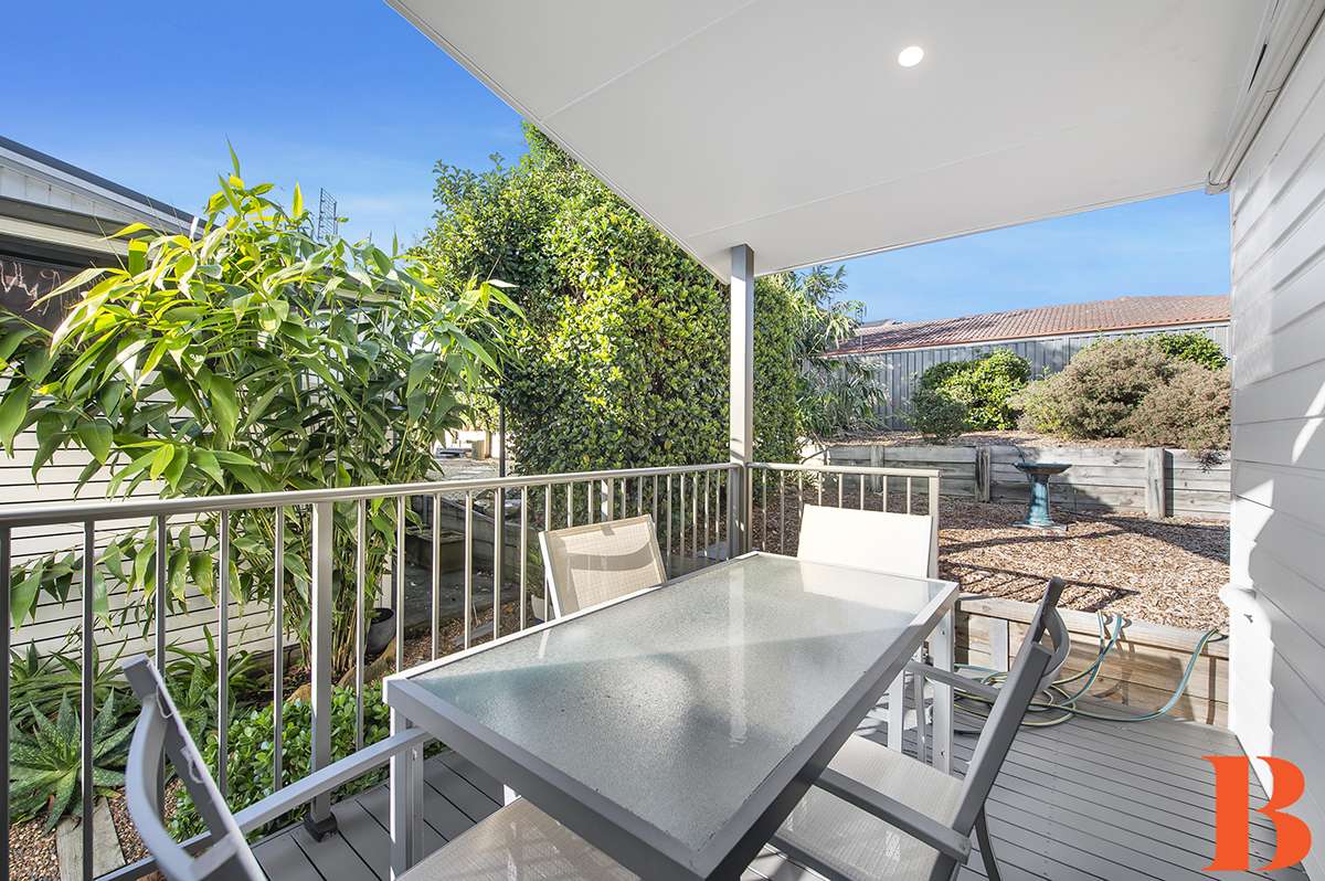 Gated Community at Broadlands Green Point - Ultra Modern Home -  Fabulous private garden 