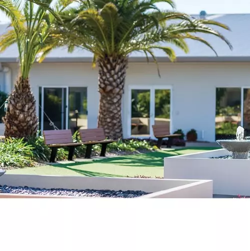 Palm Lake Care Bargara - Superior Single Suite with Private Ensuite