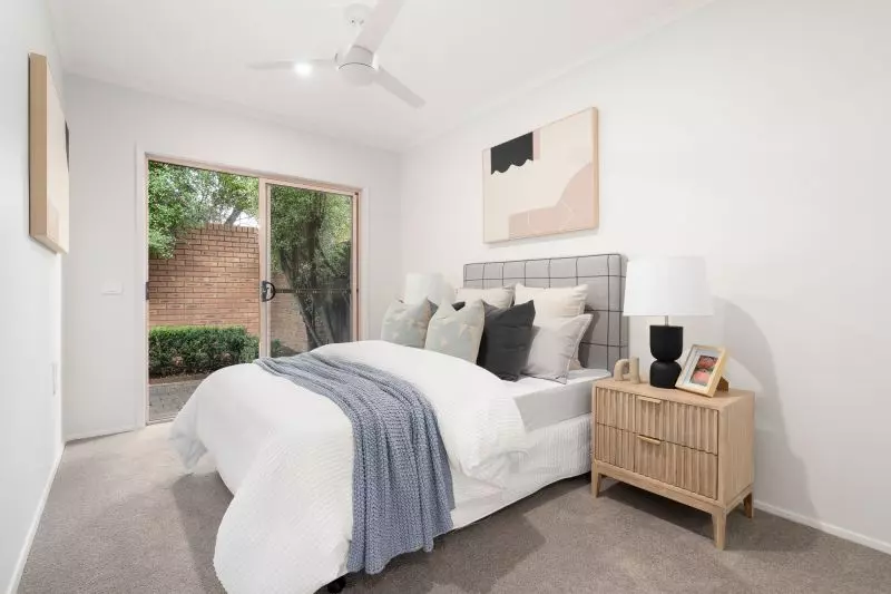 Beautifully refurbished two-bedroom plus study