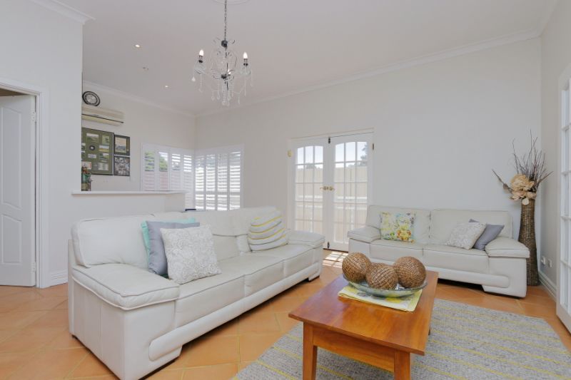 Cool Character on Cooper!