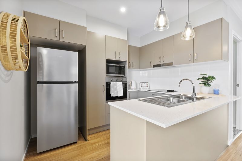 Effortless Living- Modern Charm and Tranquility