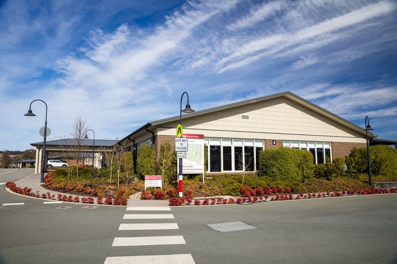 Delightful Villa, Steps from Clubhouse and Gardens