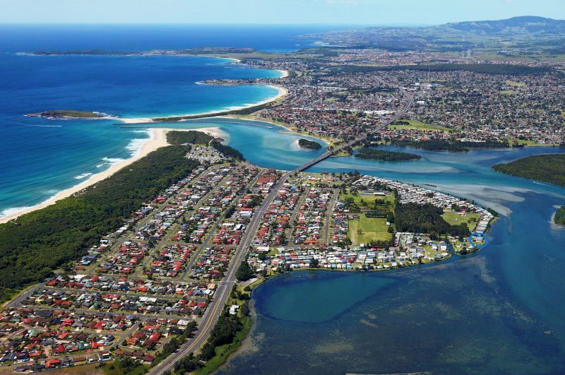 Waterfront home in Jettys by the Lake - Site 107