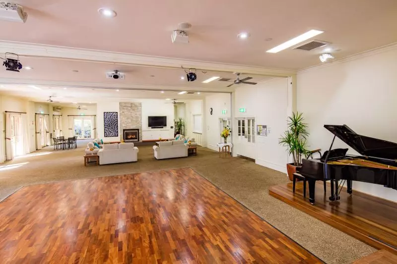 Courtyard Charm in Village Heart