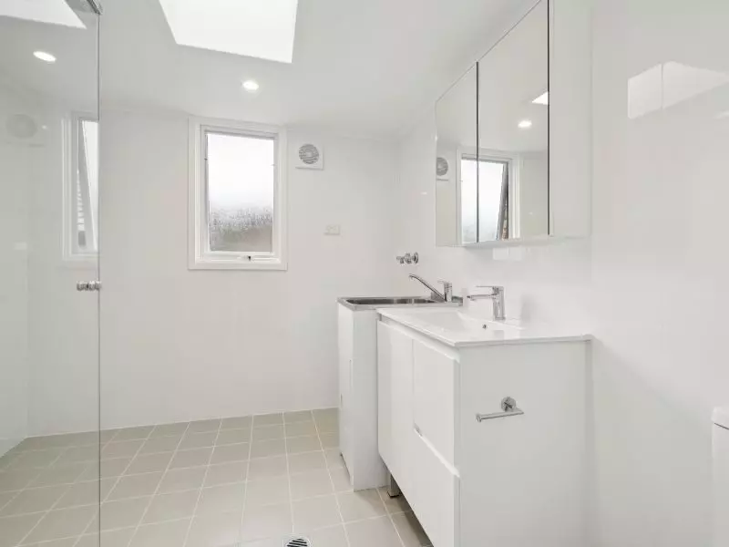 Abundance of natural light in a great location