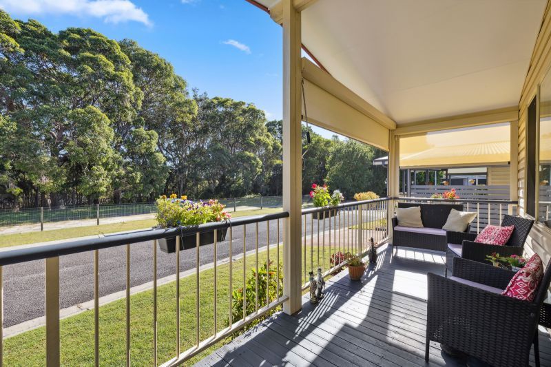 Tranquil Two Bedroom Retreat with Bushland Views