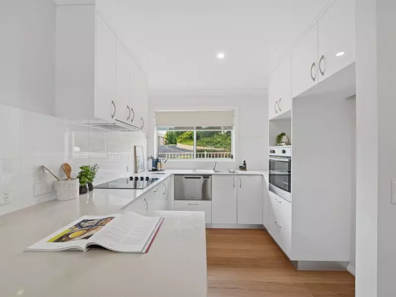 Westerly Facing Villa With Attached Garage