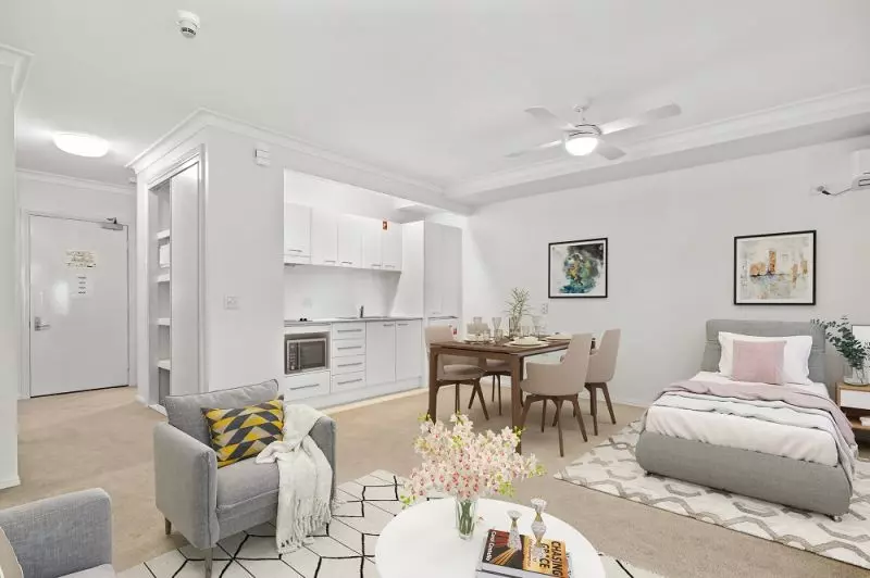 Spacious First Floor Studio Apartment