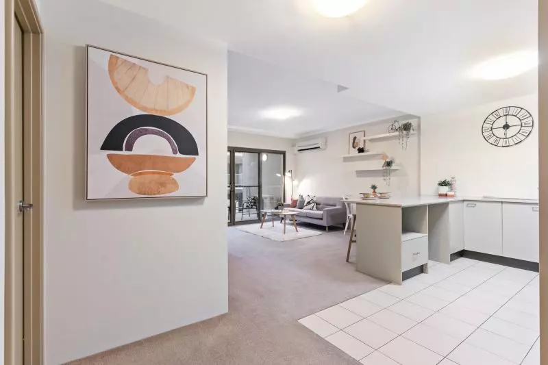 Spacious Modern & Central Home!