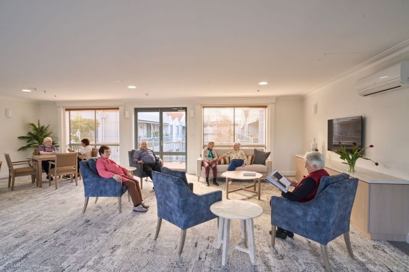 Bright and beautiful two-bedroom apartment with separate dining room