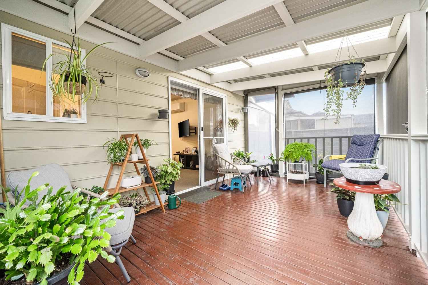 Lifestyle Communities Casey Fields - Spacious 2-bedroom home with study packed with features