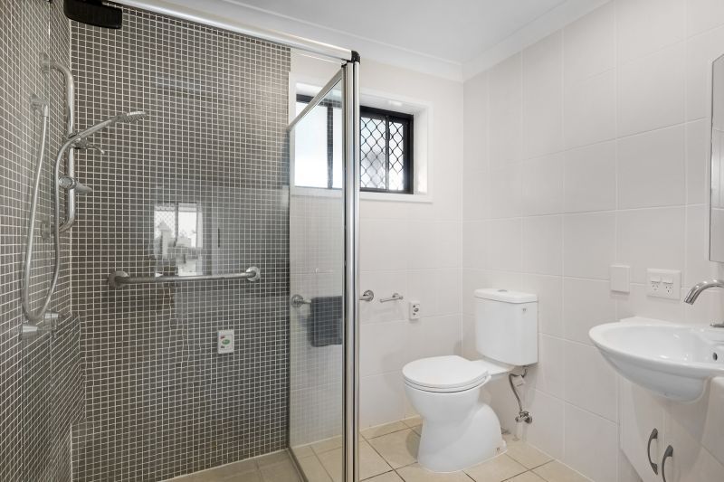 Studio apartment with ocean views