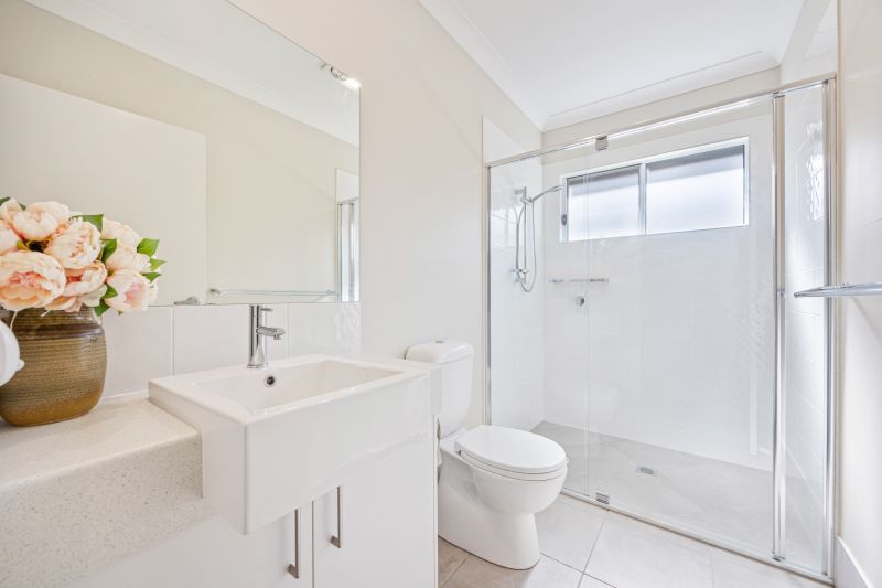 Vibrant Haven, Spacious Living!