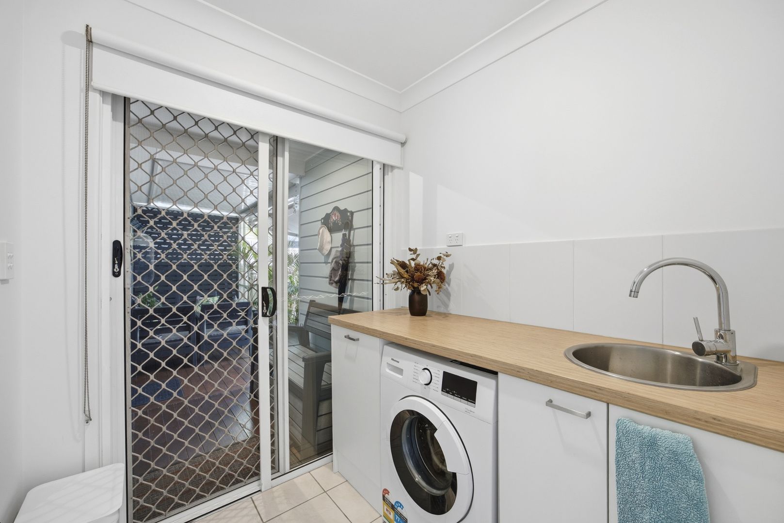 Upper Coomera - Palm lake resort Immaculate, Resort Home -  Rarely found  Double Garage 